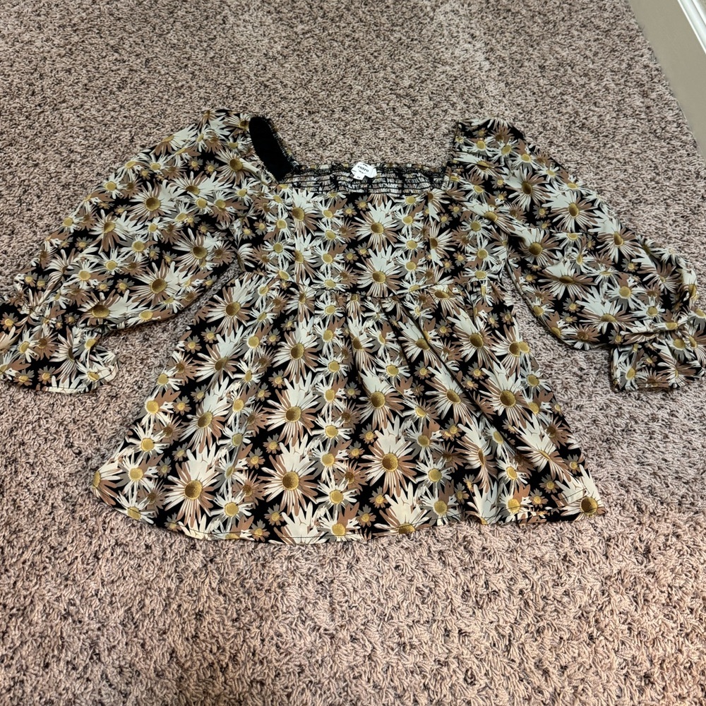 Entro size M floral peplum top